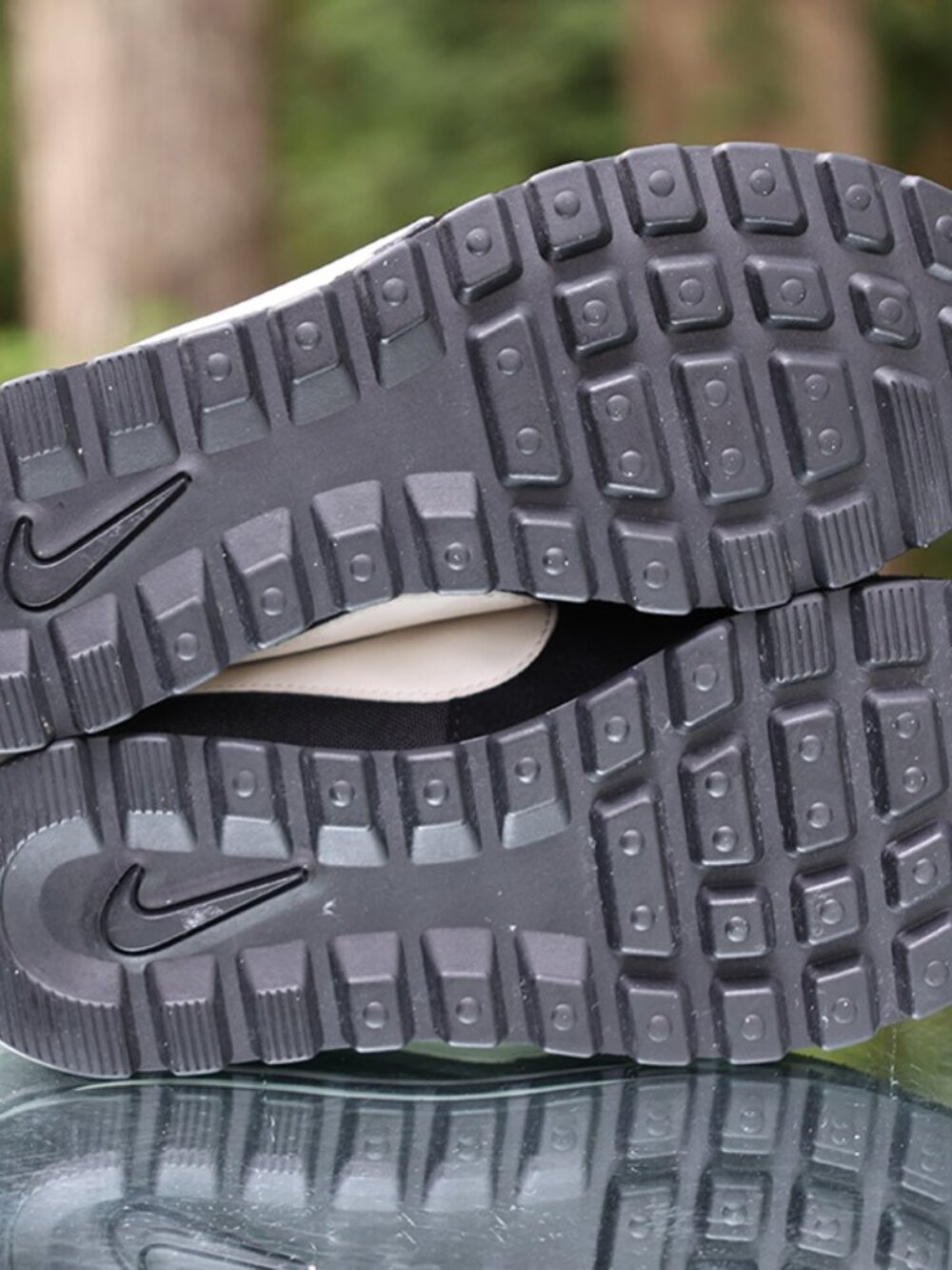 Nike Pre-Love O.X. Black Women’s Size 7 - Picture 14 of 14